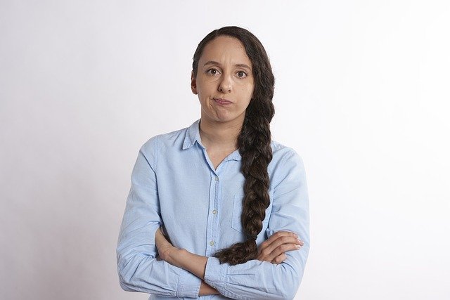sfrustrowana dziewczyna